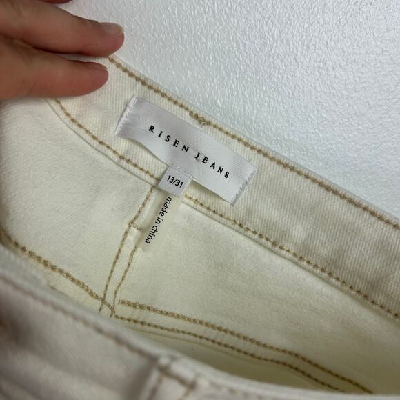 Risen Ivory Cream White Jeans High Rise Rae Hem Slit Straight Jeans Size 13 - Picture 7 of 9